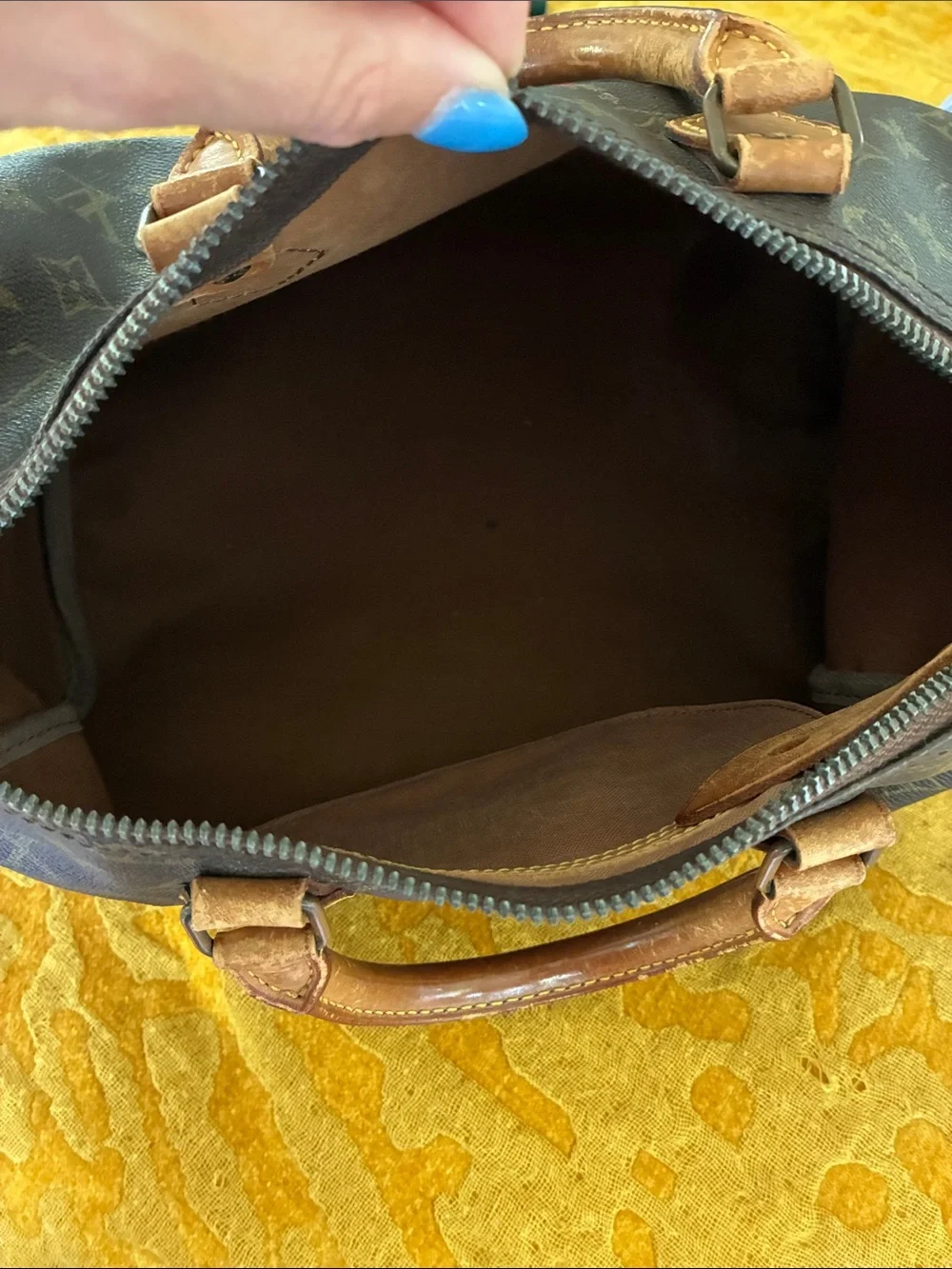 ✨ Vintage‎ 1984 Louis Vuitton Monogram Speedy 30 ✨